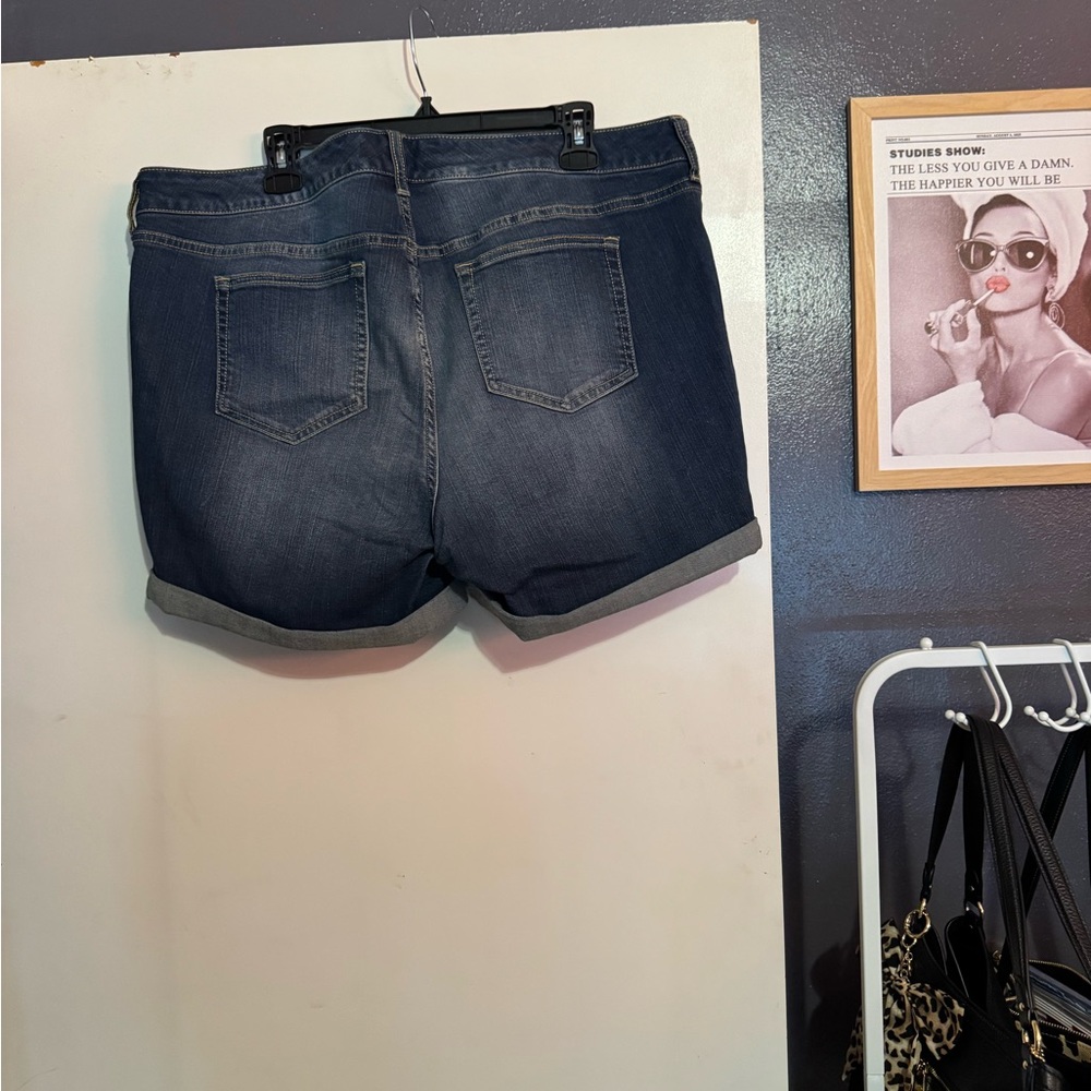 Torrid Women's Deep Indigo Jean Shorts - Picture 4 of 4